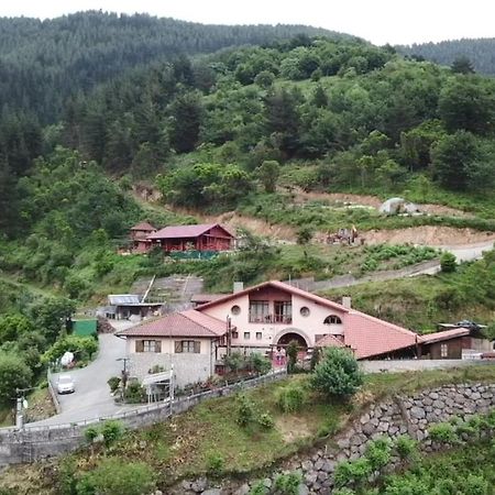 Agroturismo Ordaola Alonsotegi Bagian luar foto