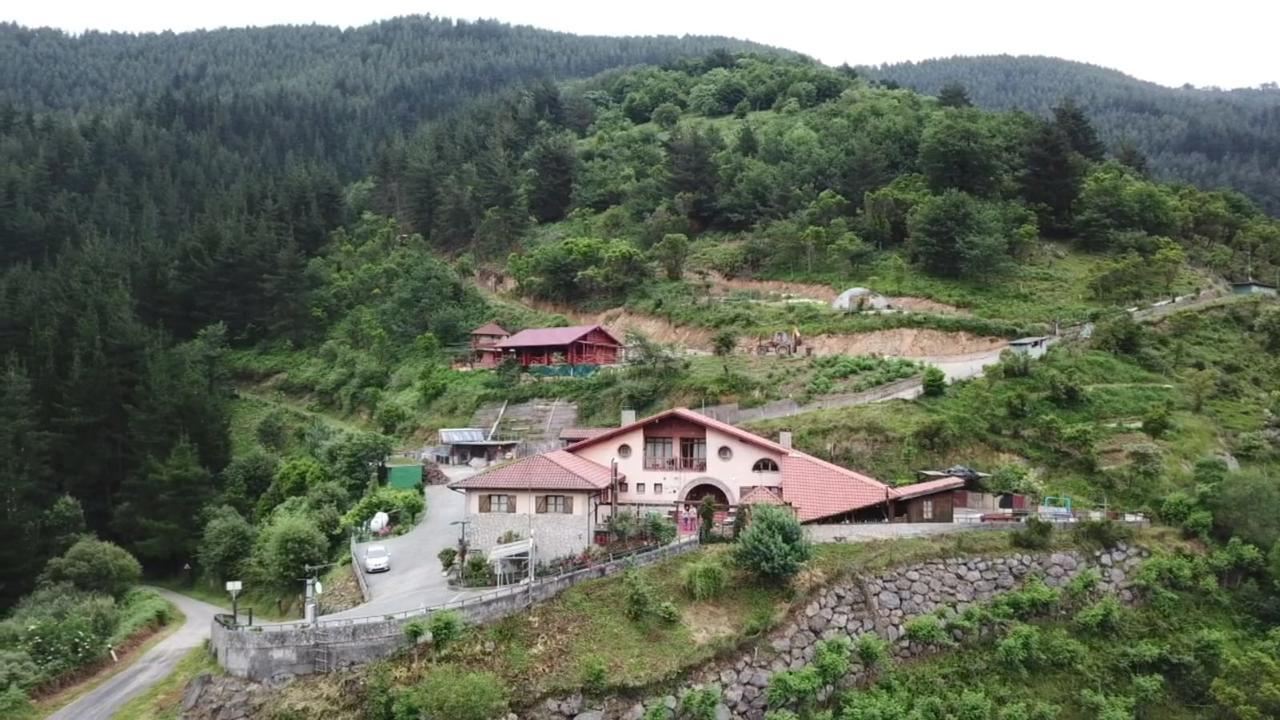 Agroturismo Ordaola Alonsotegi Bagian luar foto